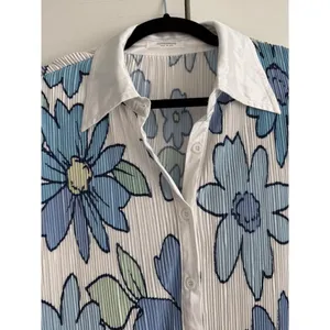 Peppermayo Blue Floral Plisse Button Down Shirt Size US 2 Long‎ Sleeve Pleated thumbnail 5