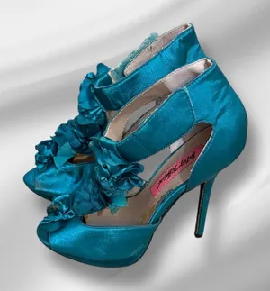 Betsey Johnson Florely‎ Heels thumbnail 1