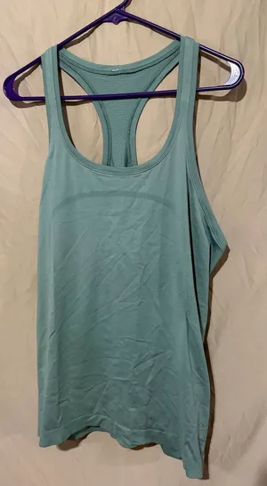 Lululemon tank top thumbnail 1