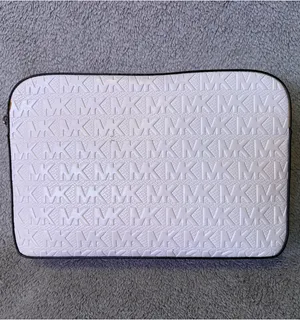 Michael Kors White Bag thumbnail 2