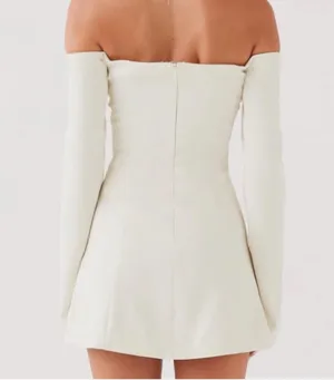 White Dress thumbnail 2
