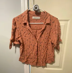 Abercrombie And Fitch Light Cropped Shirt Jacket thumbnail 1