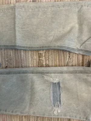 American Eagle Jeans thumbnail 2