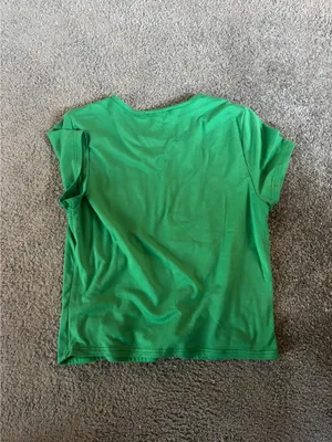 Sincerely Jules top thumbnail 3