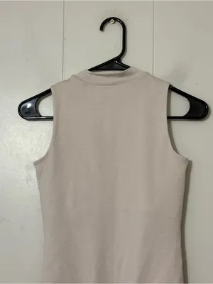 Vuori Halo Mock DreamKnit Bodysuit Milkweed Heather Sleeveless Soft Athleisure thumbnail 9