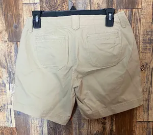 Old Navy NWT  women's shorts khakis 7" size 2 regular thumbnail 2