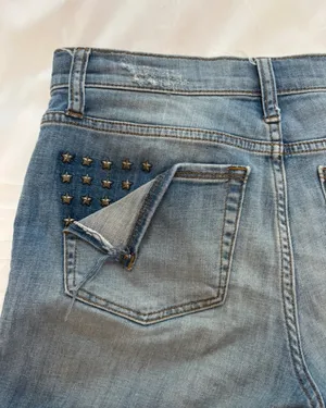 Rock & Republic Distressed Denim Shorts Size 6 thumbnail 3