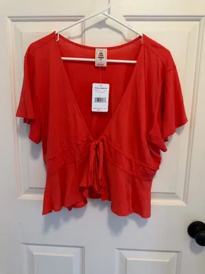 Free People We The Free Knot Me Tie-Front Cropped Shirt Size Large thumbnail 2