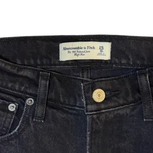 Abercrombie & Fitch High Rise 90s Relaxed Jean Black Destroy Women's Sz 25 / 0R thumbnail 7