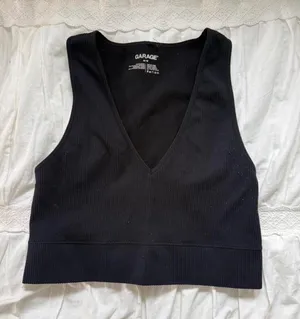 Garage Tank Top Cropped Black thumbnail 1
