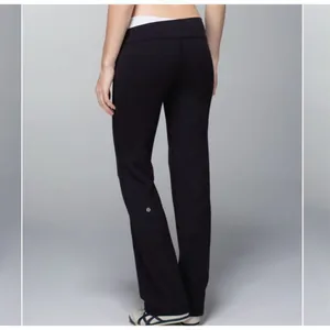 ✨Lululemon Astro Black Sz 10 Pants✨ thumbnail 3