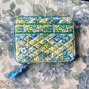 Vera Bradley English Meadow Tablet Sleeve thumbnail 7