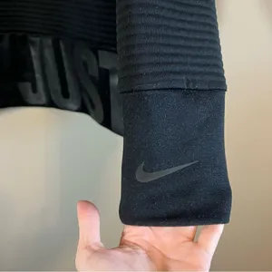 ✨ Nike‎ Women’s Black Just Do It Crewneck Sweatshirt XS thumbnail 2