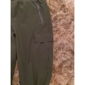 Olive Green Women's Cargo Joggers Cuffed Lightweight Athleisure thumbnail 4