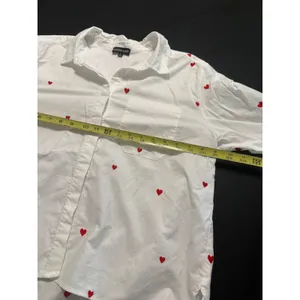 Modern Works Womens‎ White Red Heart Print Button Down Shirt Large High Low Hem thumbnail 4