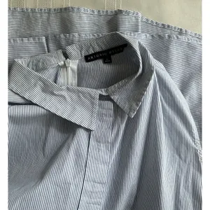 Antonio Melani Blouse Size L Blue and Navy Striped Asymmetrical Peplum Top thumbnail 12
