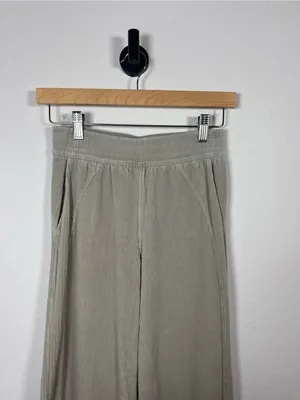 Lululemon Scuba Mid-Rise Wide-Leg Pant Velvet Cord Riverstone Size 2 thumbnail 8
