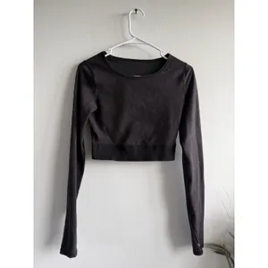 Lululemon Wunder Train Crop Long Sleeve Emboss Crop Top Womens Small Activewea thumbnail 4