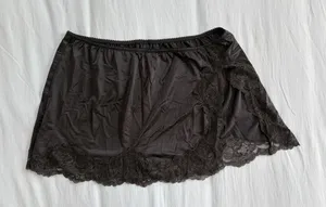 SKIMS Slip Skirt Stretch Satin Lace Low-Rise thumbnail 1