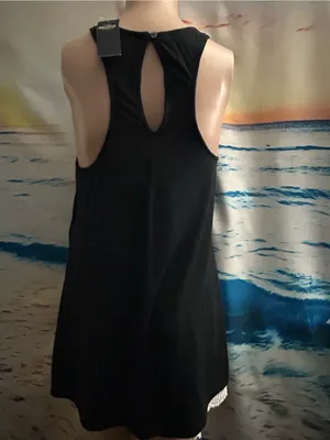 Hollister Women’s Black Embroidered High-Neck Racerback Tank Top SM NWT thumbnail 2