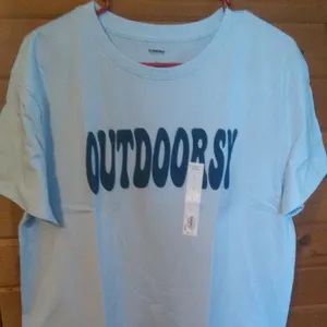 Brand New Kohl's Outdoorsy Tee-Shirt (Size L) thumbnail 1