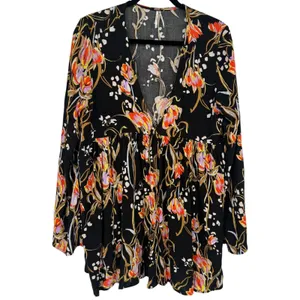 Free People‎ Bella Floral Babydoll Tunic Top Mini Dress Black V-Neck Size Medium thumbnail 4
