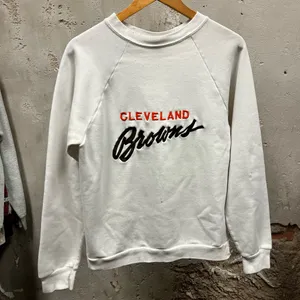 Vintage 1980s Cleveland Browns Embroidered Logo Crewneck Sweatshirt USA Made L thumbnail 1