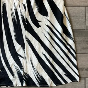 Meshki Asymmetrical Black and White Maxi Skirt thumbnail 4