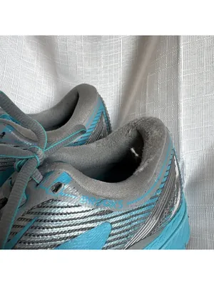 Brooks Ghost 10 Womens Size 7 B Grey Teal Running Shoes Sneakers 1202461B03 thumbnail 2