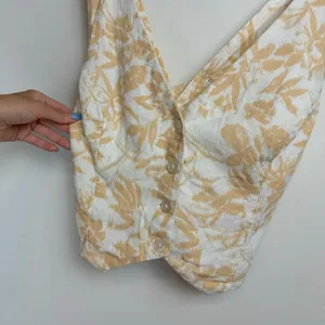 Abercrombie & Fitch Linen Blend Top Vest Sz Medium Floral Print thumbnail 11