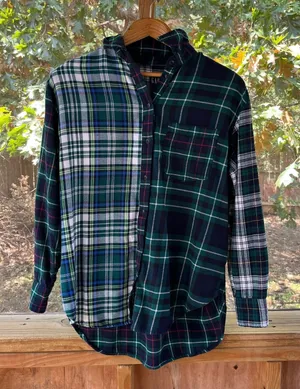 Gap Women's Flannel Big Shirt Green & Blue Cocktail Plaid Size S thumbnail 1