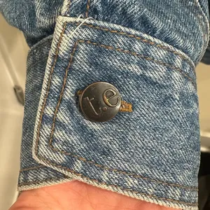 Vintage 80s Medium Blue Wash Oversized Denim Jacket Grunge Skater Streetwear Emo thumbnail 8