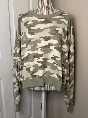 Aerie camo crewneck cotton sweatshirt oversized plus size XL casual fall cozy qu thumbnail 1