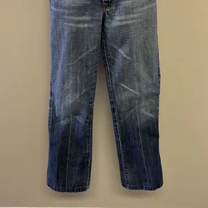 7 for all Mankind Cotton Fade Women’s Distressed Jeans Size 29 00940190 thumbnail 4