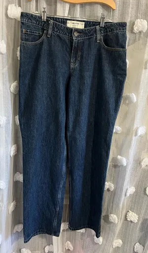Hollister Women's Dark Blue low-rise -loose Jeans thumbnail 1
