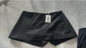 Aritzia Skirt Sunday Best Mini thumbnail 4