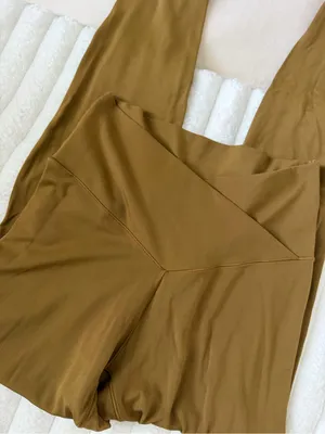 aerie High-Waist V-Cut Leggings thumbnail 2