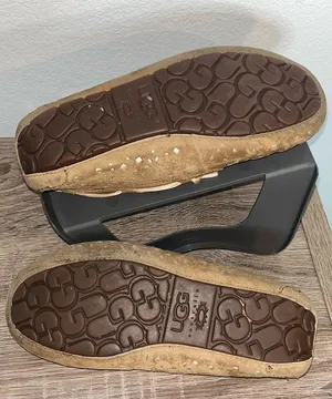 UGG Dakota Sunshine Perf Ribbon Satin Laces Bow Leather Chestnut Slippers Sz 9 thumbnail 6