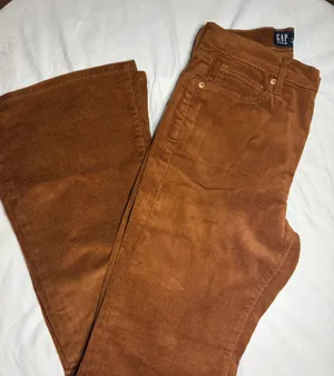 Gap woman’s 4  thumbnail 2