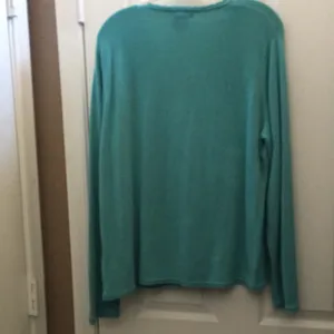 FINAL MARKDOWN Classic white stag cardigan xl thumbnail 9