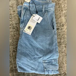 Free People Levis Cargo Jeans Sz 28 thumbnail 8