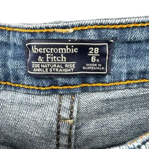 Abercrombie & Fitch Blue Zoe Natural‎ Rise Ankle Straight Leg Jeans Size 6 thumbnail 6