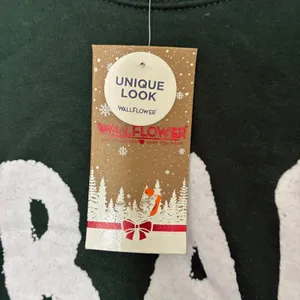 Wallflower Green Christmas Sweatshirt Bad Elf Pullover Gift NWT Juniors XS thumbnail 3