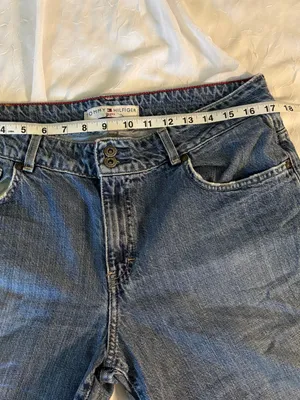 Tommy Hilfiger | wide leg capri jeans, distressed, medium | size 12 thumbnail 11