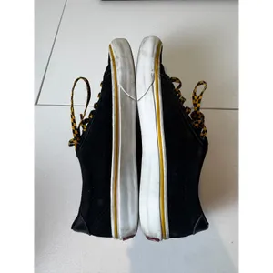 Vans Embroidered Snake Cheetah Panther Sneakers Womens 7.5 Black Suede Skate‎ thumbnail 5