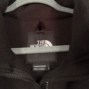 The North Face Black Fleece Jacket thumbnail 4