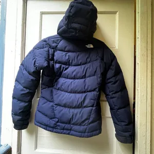 The North Face Goose Down Jacket XS Navy Puffer 600 Fill Hooded Coat Outdoors thumbnail 2