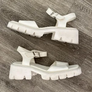 Dream Paris 90s y2k chunky white lug sole sandals 9 thumbnail 3