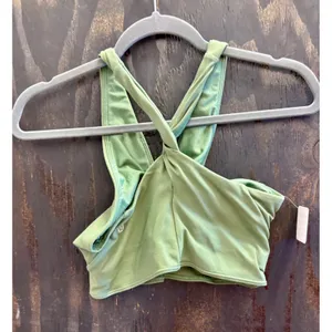 Lululemon Twisted Front Cross Back Sports Bra Olive Green Yoga Top Size M thumbnail 4
