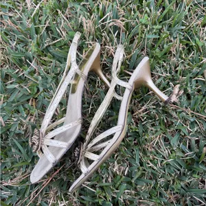 Vintage Y2K Bandolino Gold Slingback Heels Rhinestone Detail Sz 7 thumbnail 3